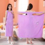 Plain Wearable Towel with Pockets - Image 4
