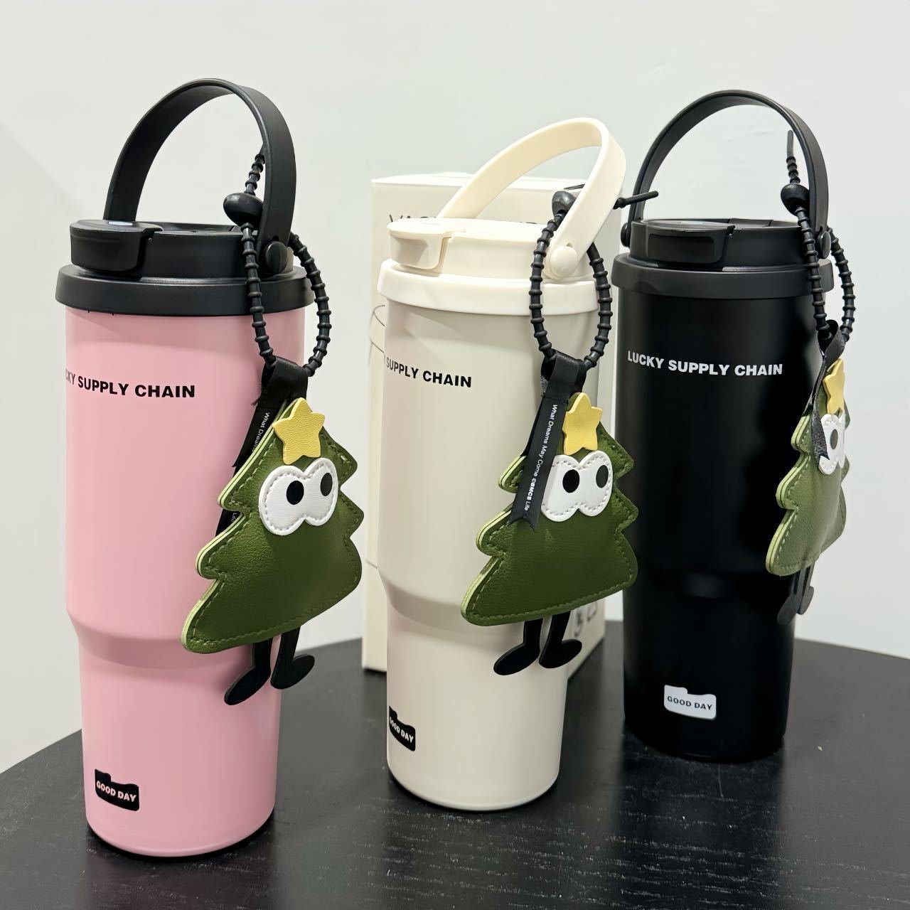 2025/10/1002144006.jpg Lucky Vacuum Mug 700ml - Image 1